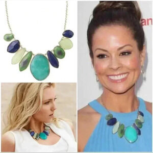 Stella and dot serenity blue green necklace good tone